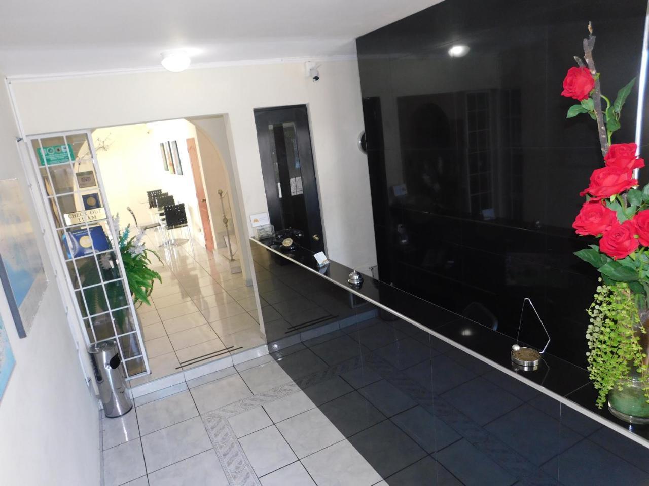 Hotel San Jose Hostal Σαν Σαλβαντόρ Εξωτερικό φωτογραφία